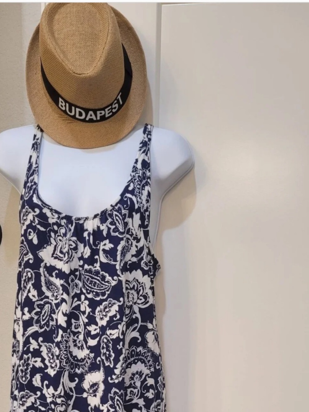 Lauren Ralph Lauren Maxi Summer Dress Size S, Blue/White  Floral, Sleeveless.